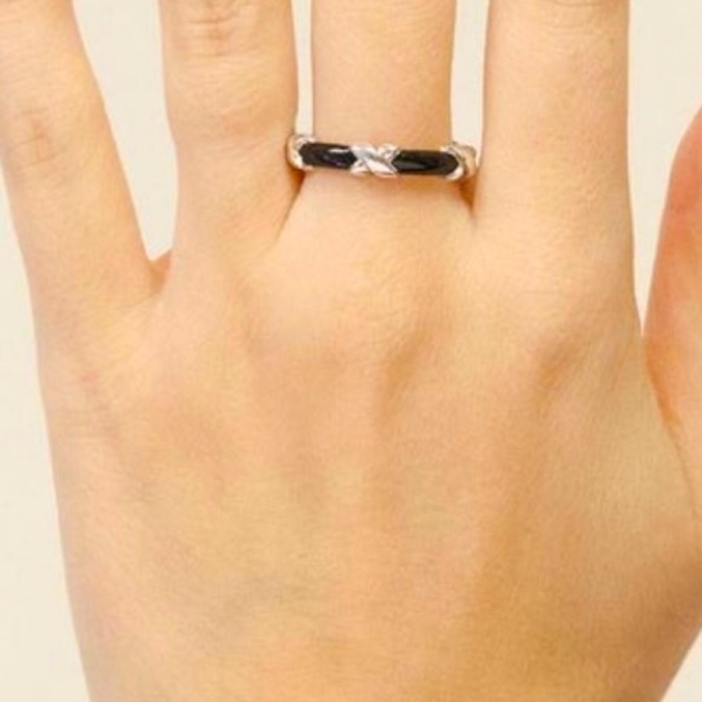 Tiffany Signature X Ring size 4.5
